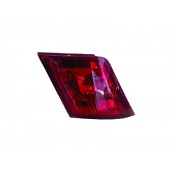 چراغ عقب روی صندوق سمت راست ولکس C30