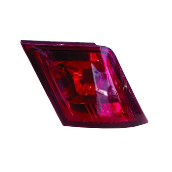 چراغ عقب روی صندوق سمت راست ولکس C30