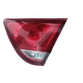 چراغ عقب روی صندوق سمت راست گریت وال M4