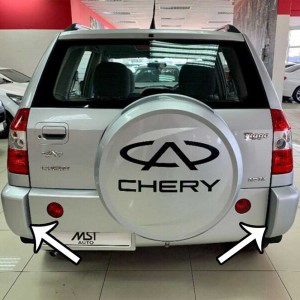 گوشه سپر عقب ام وی ام ایکس 33 قدیم