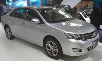 معرفی خودروی زوتی زد 300 سدان