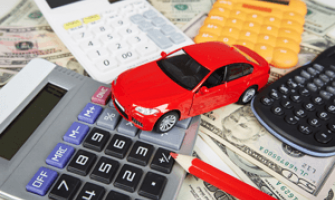 دلار و اثرات نوسانات آن بر واردات و صنعت خودرو